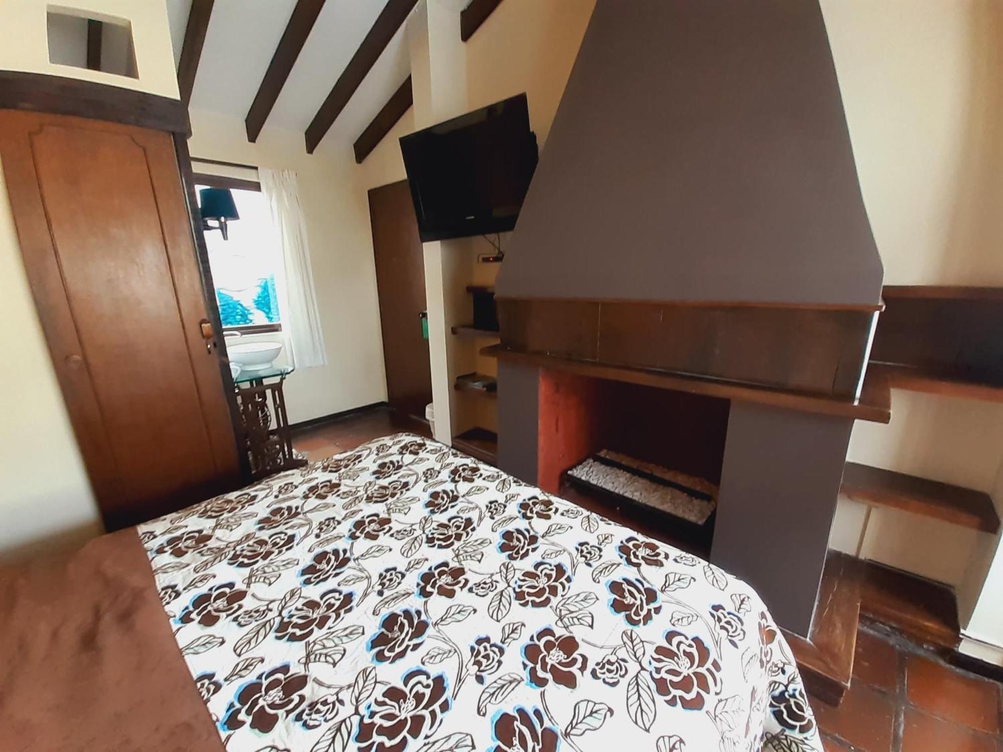 Ayenda Mountain Hostels マニサレス エクステリア 写真